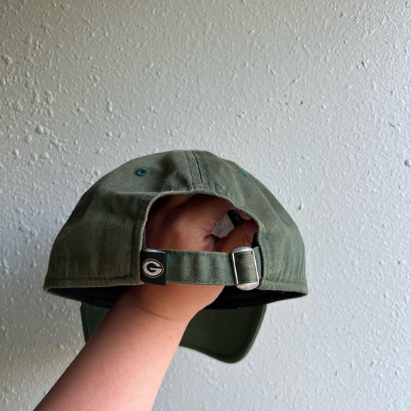 Green Bay Packers Green Cap - Picture 3 of 5